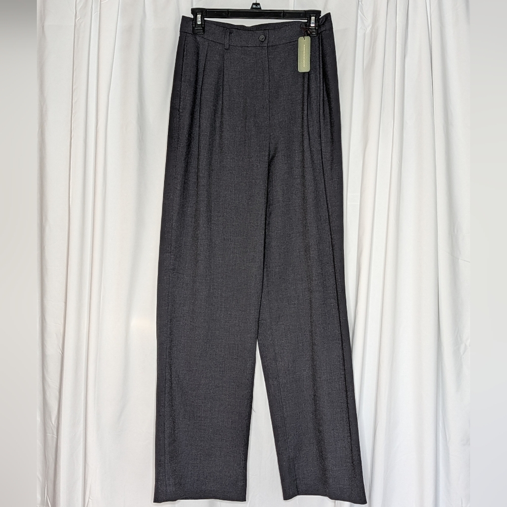 NWT. WOMEN'S Full Fit Eddie Bauer Trousers, Size 8. Charcoal.
